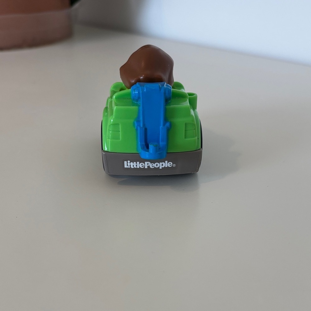 Fisher Price little people 2014 green coupe car - Picture 3 of 5